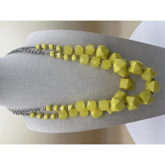Other - Yellow Geometric Beaded Necklace with Silver Chain   N21